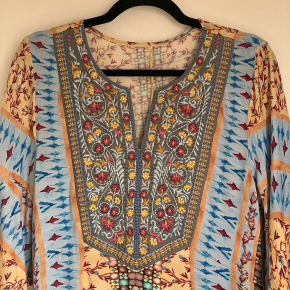 Soft Surroundings Fifi Velvet Embroidered 3/4 Flare Bell Sleeve Tunic Top - Picture 3 of 8